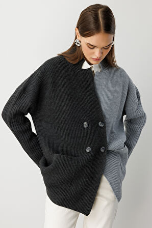 Antrasit-gri Mizalle Ekstra Oversize Kahverengi Renk Bloklu Cepli Kalın Triko Hırka