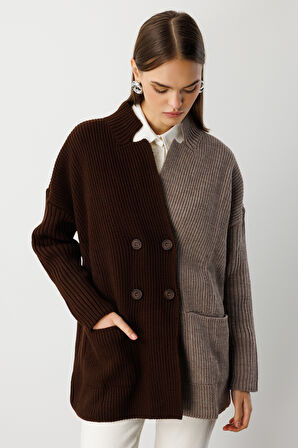 Kahve-vizon Mizalle Ekstra Oversize Gri Renk Bloklu Cepli Kalın Triko Hırka