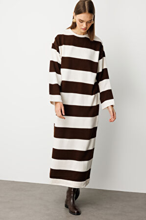 Mizalle Oversize Ekru Kahverengi Çizgili Uzun Kalın Triko El