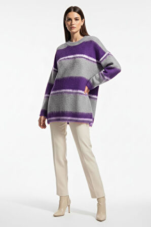 Mizalle Oversize Yumuşak Doklu Gri Mor Çizgili Triko Kazak