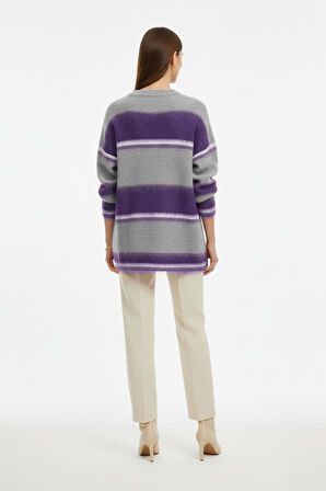 Mizalle Oversize Yumuşak Doklu Gri Mor Çizgili Triko Kazak