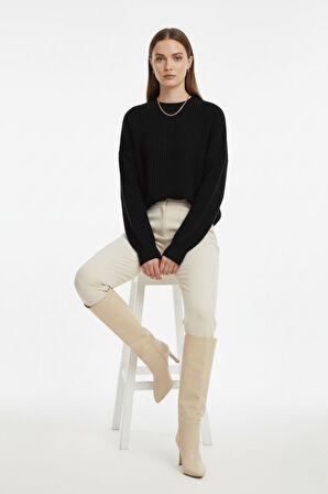 Mizalle Ekstra Oversize Düşük Kollu Selanik Örgü Siyah Kazak