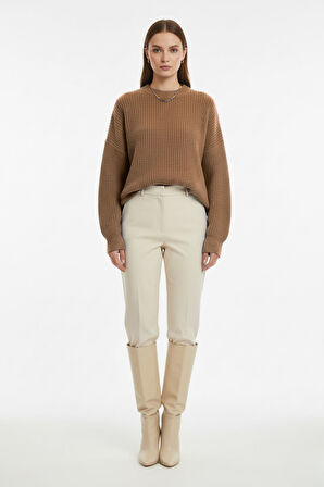 Mizalle Ekstra Oversize Düşük Kollu Selanik Örgü Camel Kazak