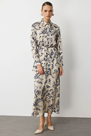 Beyaz Mizalle Ekru Desenli Kuşaklı Saten Uzun Gömlek Tunik