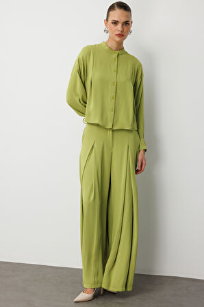 Fıstık Yeşili Mizalle Hakim Yaka Piliseli Şifon Kısa Yeşil Gömlek