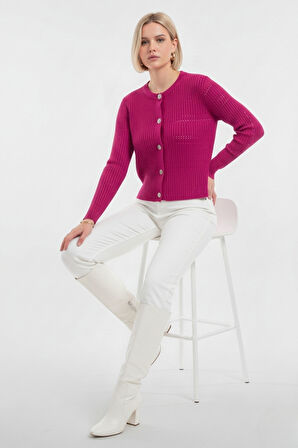 Pembe Mizalle Metal Düğmeli Yuvarlak Yaka Kaşkorse Fuşya Hırka