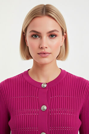 Pembe Mizalle Metal Düğmeli Yuvarlak Yaka Kaşkorse Fuşya Hırka