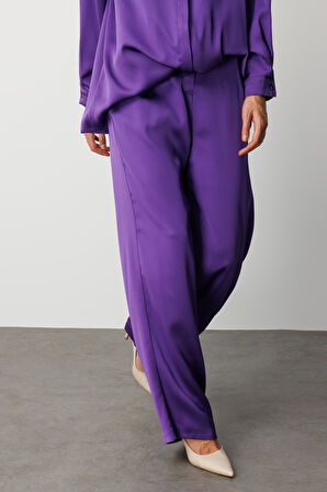 Mizalle Geniş Paça Mor Saten Şık Pantolon