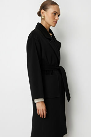 Mizalle Yünlü Kaşe Doku Torba Cepli Basic Siyah Kaban