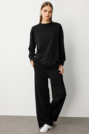 Mizalle Çıtçıtlı Yumuşak Dokulu Siyah Spor Tunik