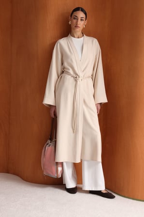 Mizalle Viskoz Kemerli Bej Rengi Kimono