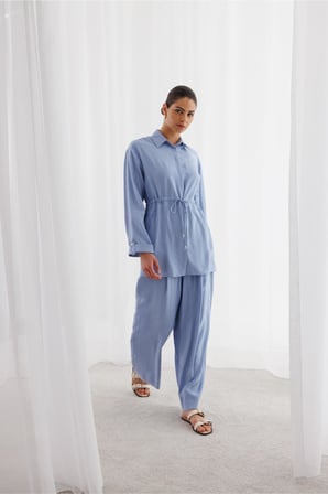 Mizalle Beli Büzgülü Modal Dokulu Mavi Tunik