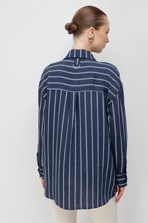 Mizalle Çizgili Oversize Lacivert Viskon Gömlek