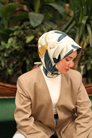 Silk Home Tivil İpek Eşarp IST11439-41 Lacivert Karışık Desen