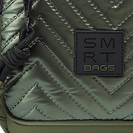 Smart Bags Parlak Kumaş Küçük Boy Askılı Kadın Sırt Çantası 3247