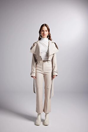 Yüksek Bel Düz Kesim Paça Boyu Bilekte Suni Deri Lucy Pantolon Bej