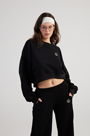 Bisiklet Yaka Şardonsuz Crop Cali Sweatshirt Siyah