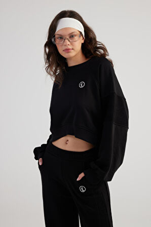 Bisiklet Yaka Şardonsuz Crop Cali Sweatshirt Siyah