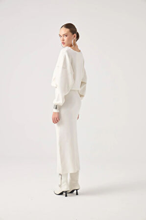 Soft Dokulu Uzun Jacey Triko Elbise Beyaz