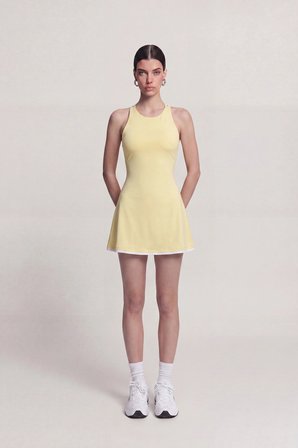 İçi Şortlu Sırtı İp Detaylı Mini Mariya Elbise Sarı
