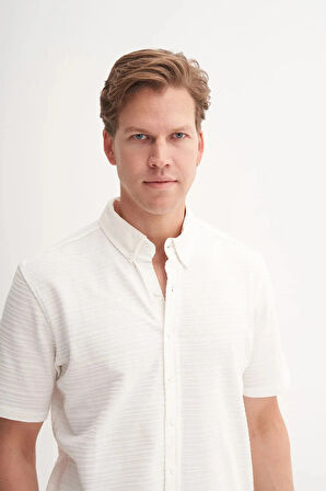 Cazador Regular Fit Jakarlı Zincir Desenli K.Kol Gömlek 2050 Ekru