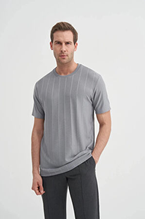 Cazador Regular Fit Bisiklet Yaka İnce Çizgili tişört