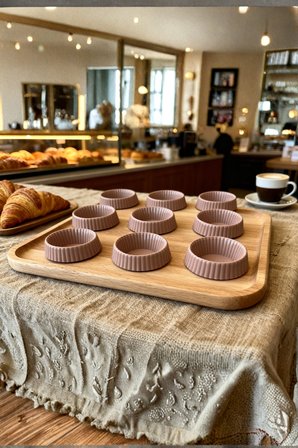 12 li Katlanabilir Tırtıklı Muffin Kalıbı Çok Renkli