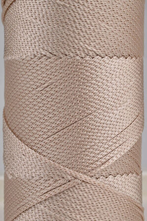 2 Mm - 200 gr Polyester Makrome Ipi Sütlü Kahve 230 M Polyester Makrome Ip Supla Ip Ve Çanta Ipliği