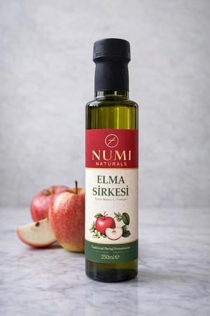 NUMI Naturals Elma Sirkesi Geleneksel Fermantasyon Katkısız 250 ml