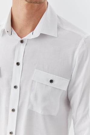 Beyaz %100 Pamuk Klasik Yaka Cepli Slim Fit Gömlek