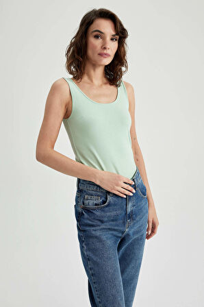 DeFacto Slim Fit Dar Kesim U Yaka Basic Düz Atlet I1059AZ23SMTR375