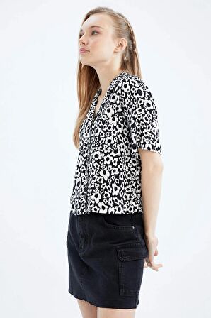 DeFacto Coool Regular Fit Pijama Yaka Desenli Kısa Kollu Gömlek Z1663AZ23SMBK27