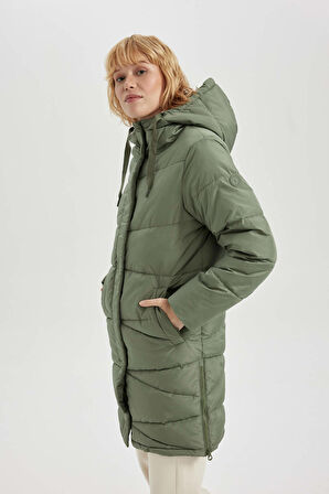 DeFactoFit Su İtici Regular Fit Kapüşonlu İpek Kumaş Parka A1560AX23WNKH109