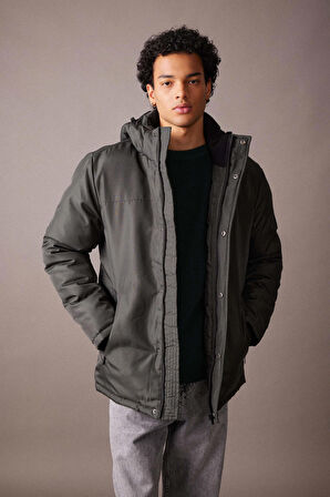 DeFacto Su İtici Regular Fit Kapüşonlu Mont U4206AZ23WNKH412