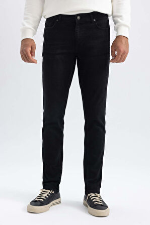 DeFacto Pedro Slim Fit Dar Kalıp Normal Bel Dar Paça Jean Pantolon R8788AZ23AUNM40