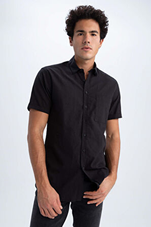 DeFacto Slim Fit Dar Kesim Basic Düz %100 Pamuk Kısa Kollu Siyah Gömlek R1706AZ23SMBK81