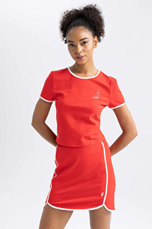 DeFactoFit Cropped Fit Bisiklet Yaka Sporcu Kısa Kollu Tişört A7034AX23HSRD227