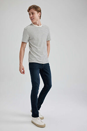 DeFacto Pedro Slim Fit Dar Kalıp Normal Bel Dar Paça Jean Pantolon R8791AZ23AUNM83