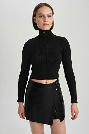 DeFacto Slim Fit Dik Yaka Yarım Fermuarlı Basic Kazak Z9241AZ23AUBK27