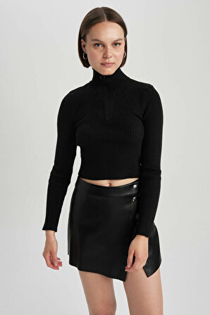 DeFacto Slim Fit Dik Yaka Yarım Fermuarlı Basic Kazak Z9241AZ23AUBK27