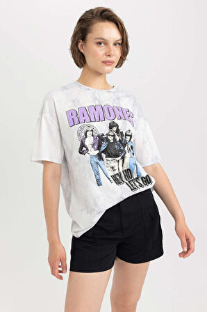 DeFacto Nirvana Oversize Fit Bisiklet Yaka Kısa Kollu %100 Pamuk Tişört A8584AX23SMGR184