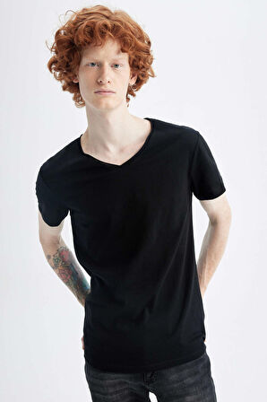 DeFacto Slim Fit Dar Kesim V Yaka Kısa Kollu %100 Pamuk Basic Tişört M4791AZ23SMBK81