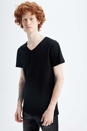 DeFacto Slim Fit Dar Kesim V Yaka Kısa Kollu %100 Pamuk Basic Tişört M4791AZ23SMBK81