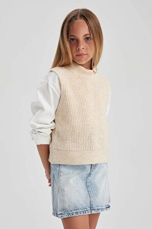 DeFacto Kız Çocuk Regular Fit Bisiklet Yaka Süveter A2894A823AUBG588