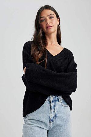 Oversize Fit V Yaka Kazak