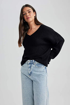 Oversize Fit V Yaka Kazak