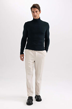 DeFacto Slim Fit Dar Kesim Balıkçı Yaka Basic Düz Triko Kazak R1124AZ23WNGN1079