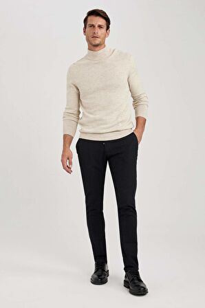 DeFacto Slim Fit Dar Kesim Yarım Balıkçı Yaka Basic Düz Triko Kazak R1127AZ23WNBG300