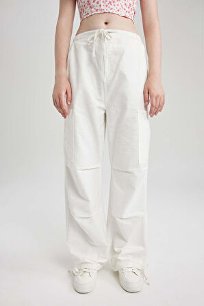 DeFacto Coool Paraşüt Gabardin %100 Pamuk Pantolon A6975AX23SMWT32