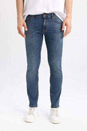 DeFacto Carlo Skinny Fit Ekstra Dar Kalıp Normal Bel Ekstra Dar Paça Jean Pantolon B4671AX24SPNM34